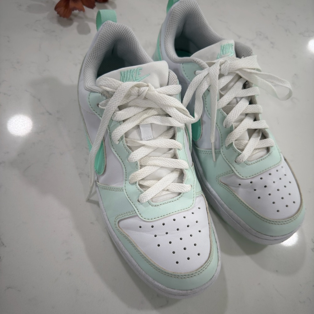 Nike Women's Sneakers in Mint and White - Picture 7 of 13